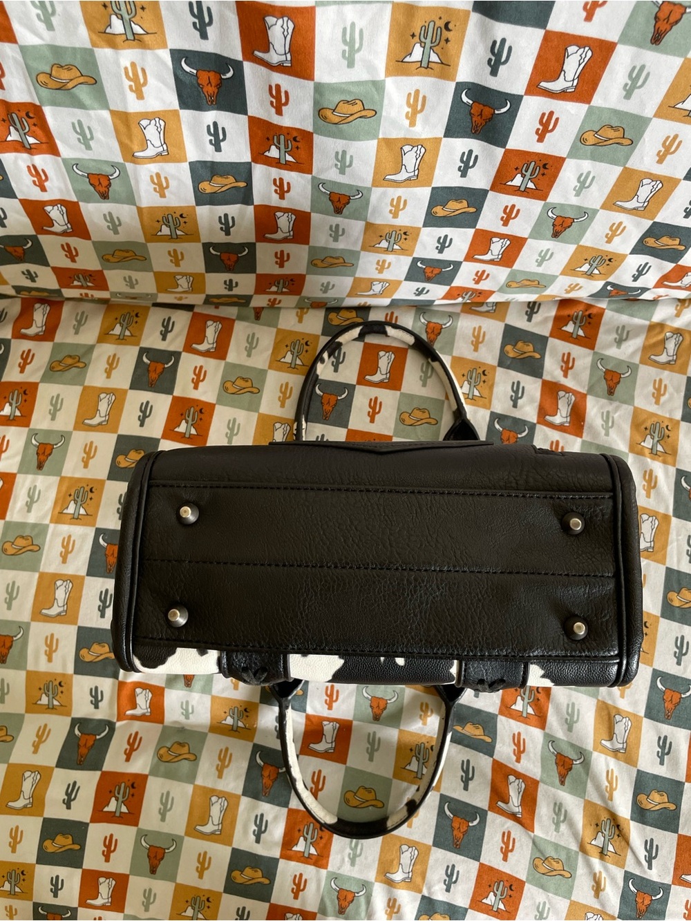 Wrangler Black & White Cowhide Accent Mini Tote Purse/Crossbody/Keychain Wallet - Picture 6 of 10